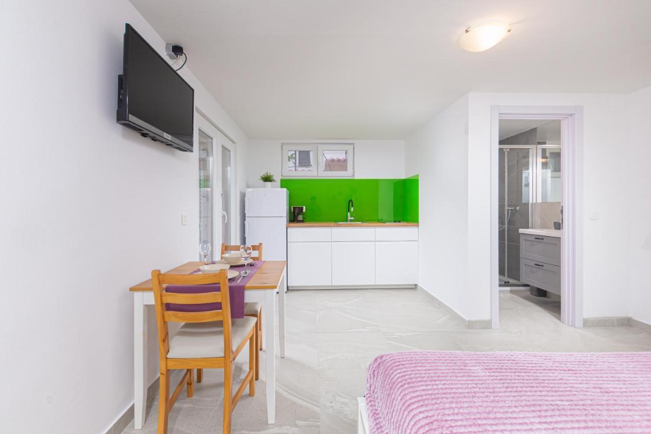 Studio Apartment Mali Medulin Kültér fotó